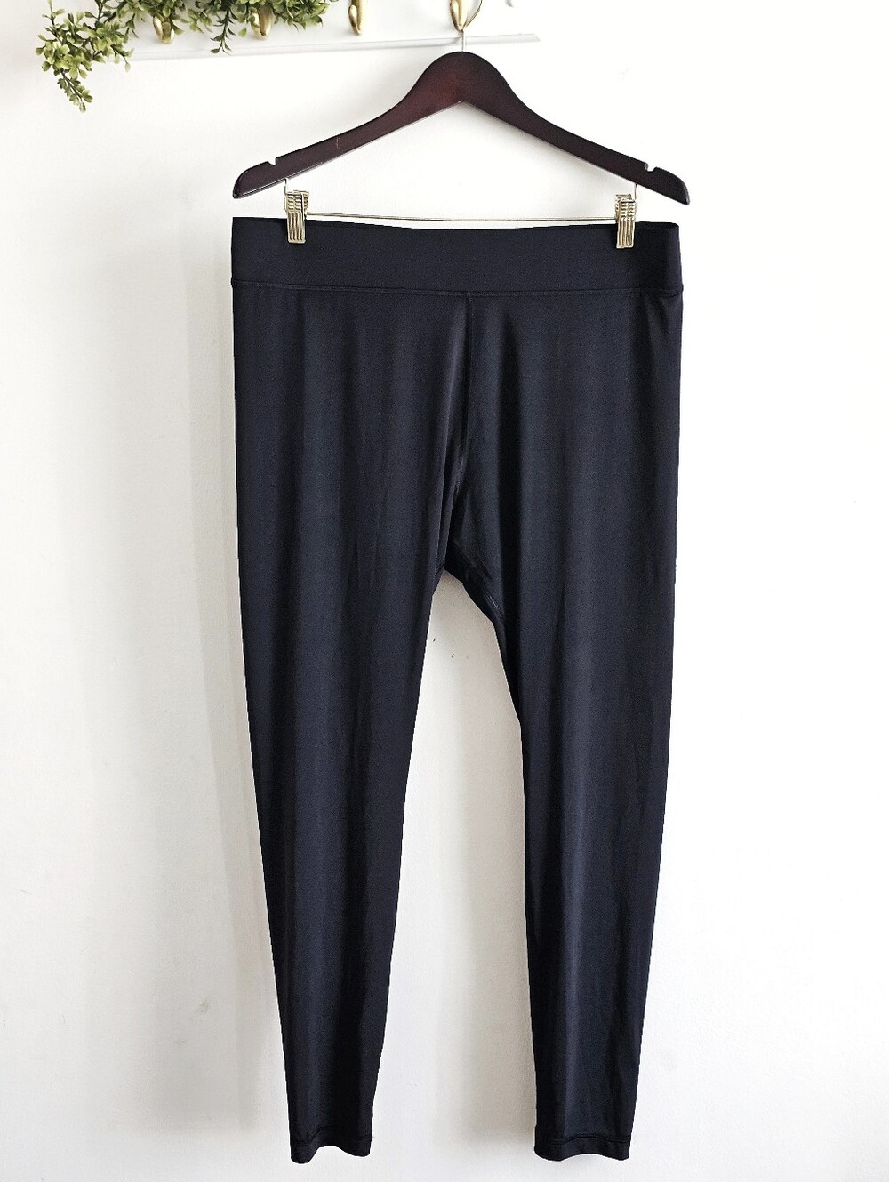 Lands’ End Women’s Black Layering Leggings Size L 14-16 Stretch 27" Inseam